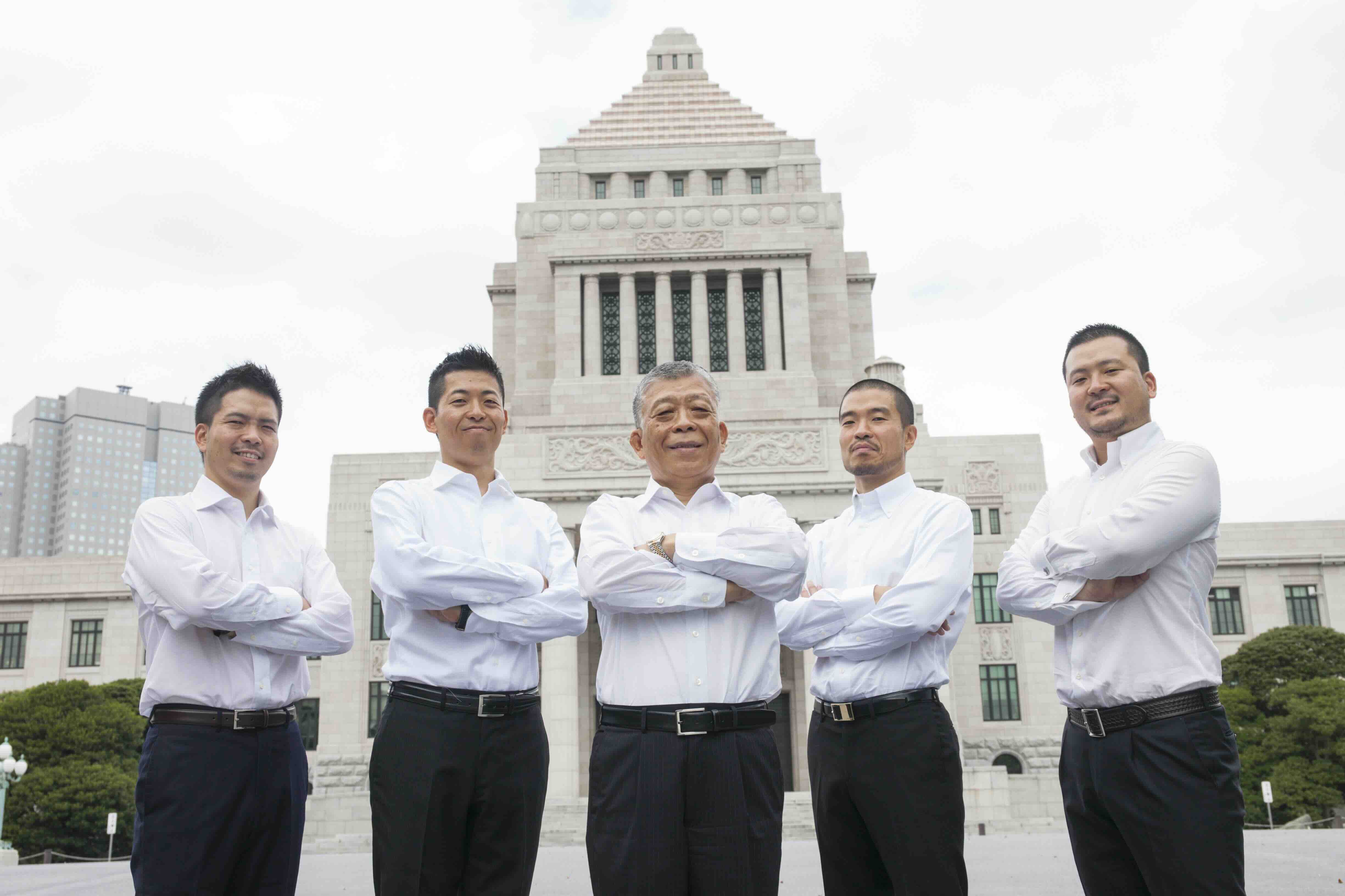 Dr. Hiro Nakano with his father and brothers, the Nakano family of clinicians, in Tokyo
